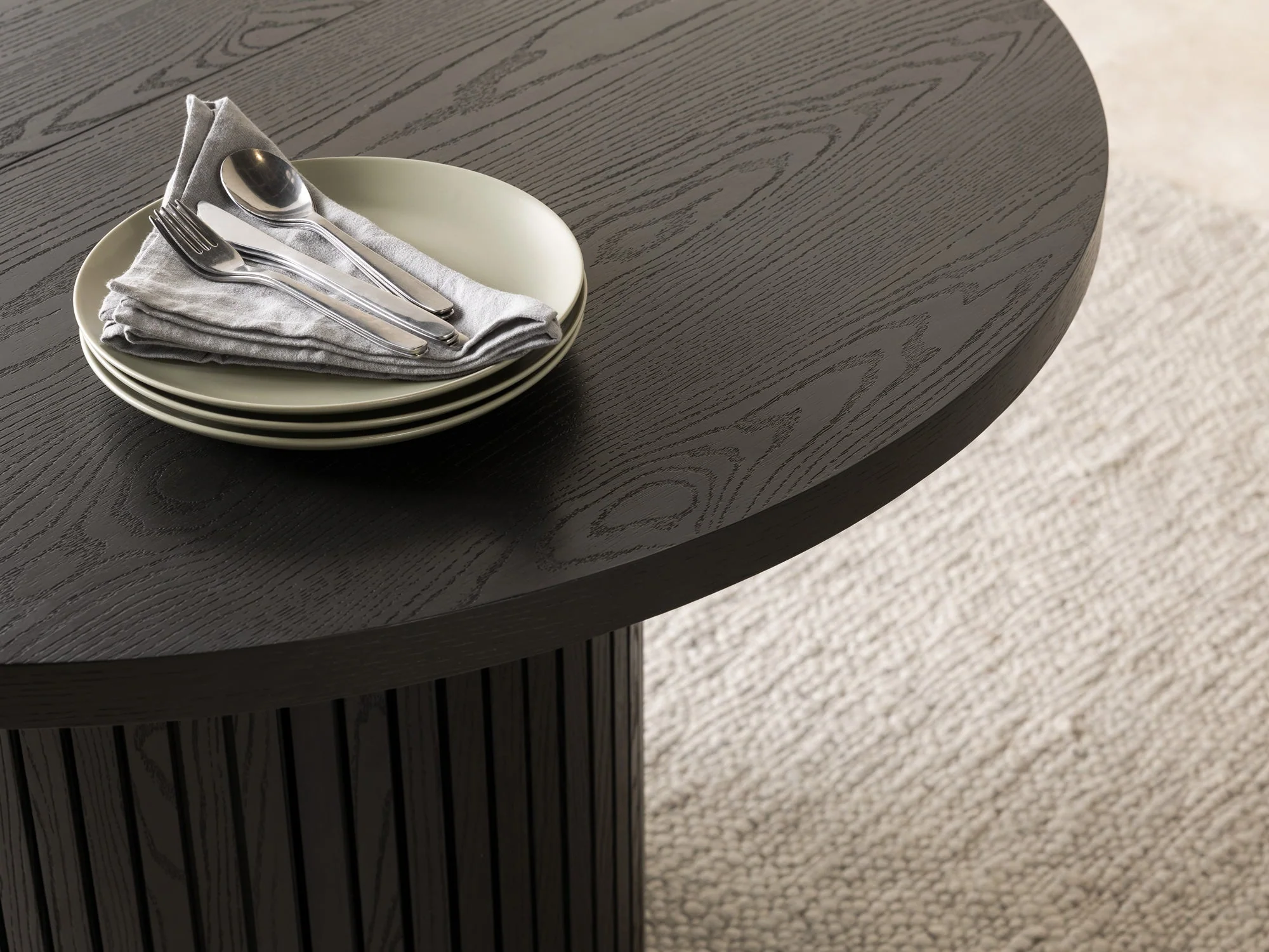 Round Dining Set - The Family - Image 33