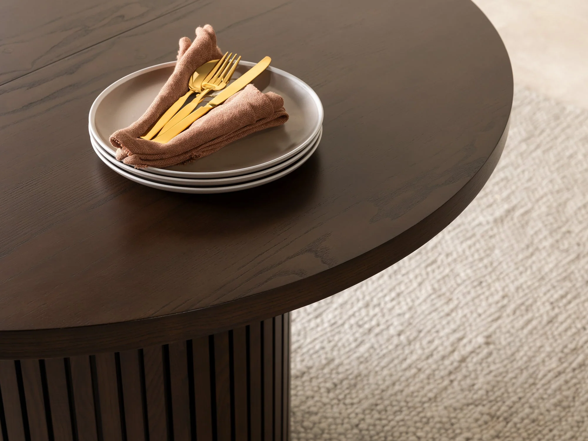 Round Dining Set - The Family - Image 46